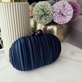 Clutch blu navy