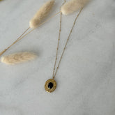 Collana medaglietta onice