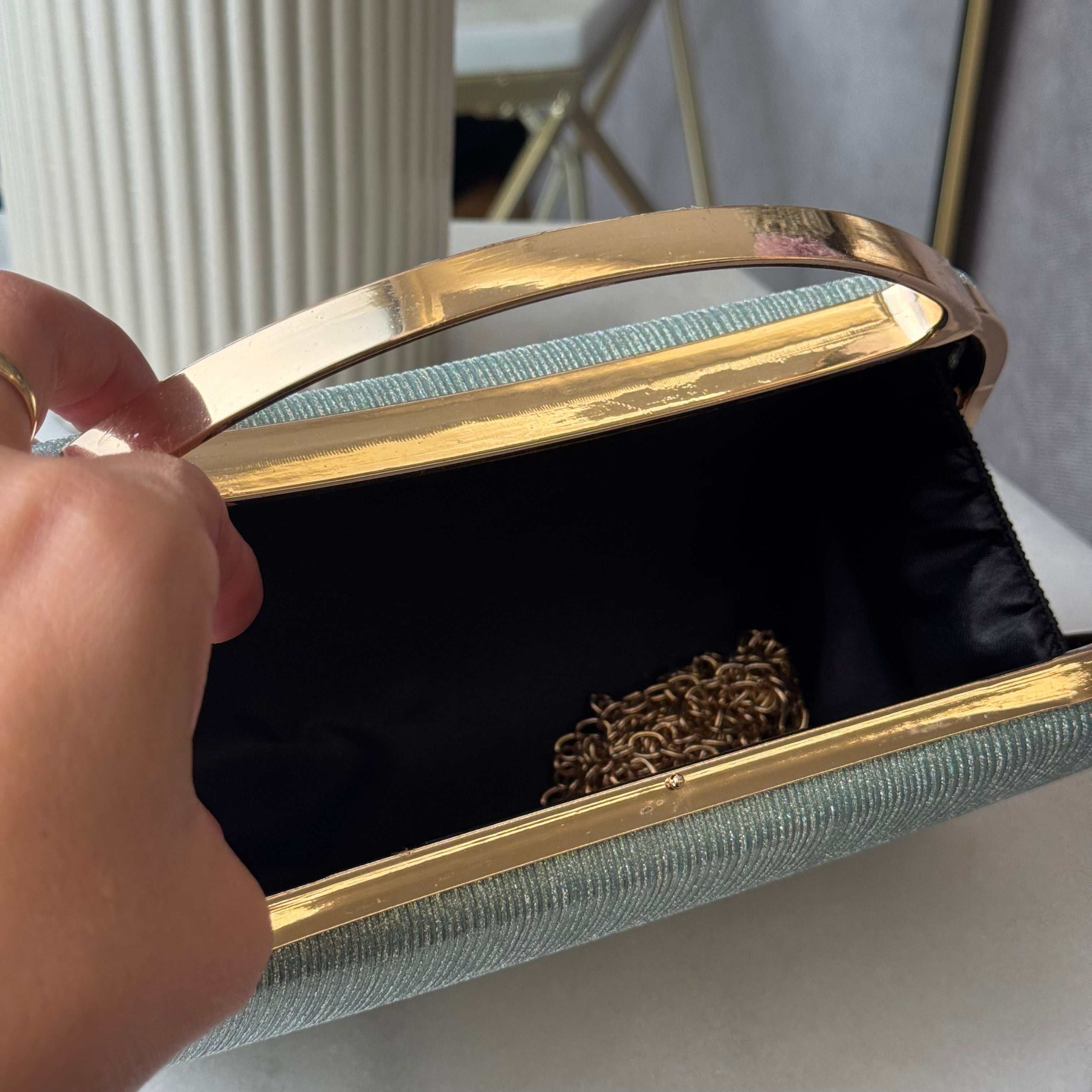 Clutch verde acqua