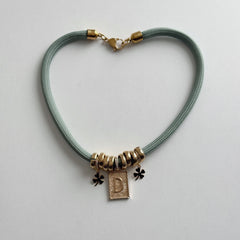 Collana laccio e charms