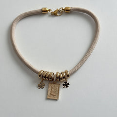 Collana laccio e charms