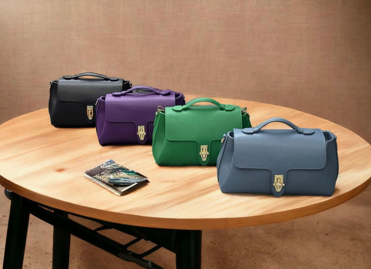 Borsa lucchetto vera pelle