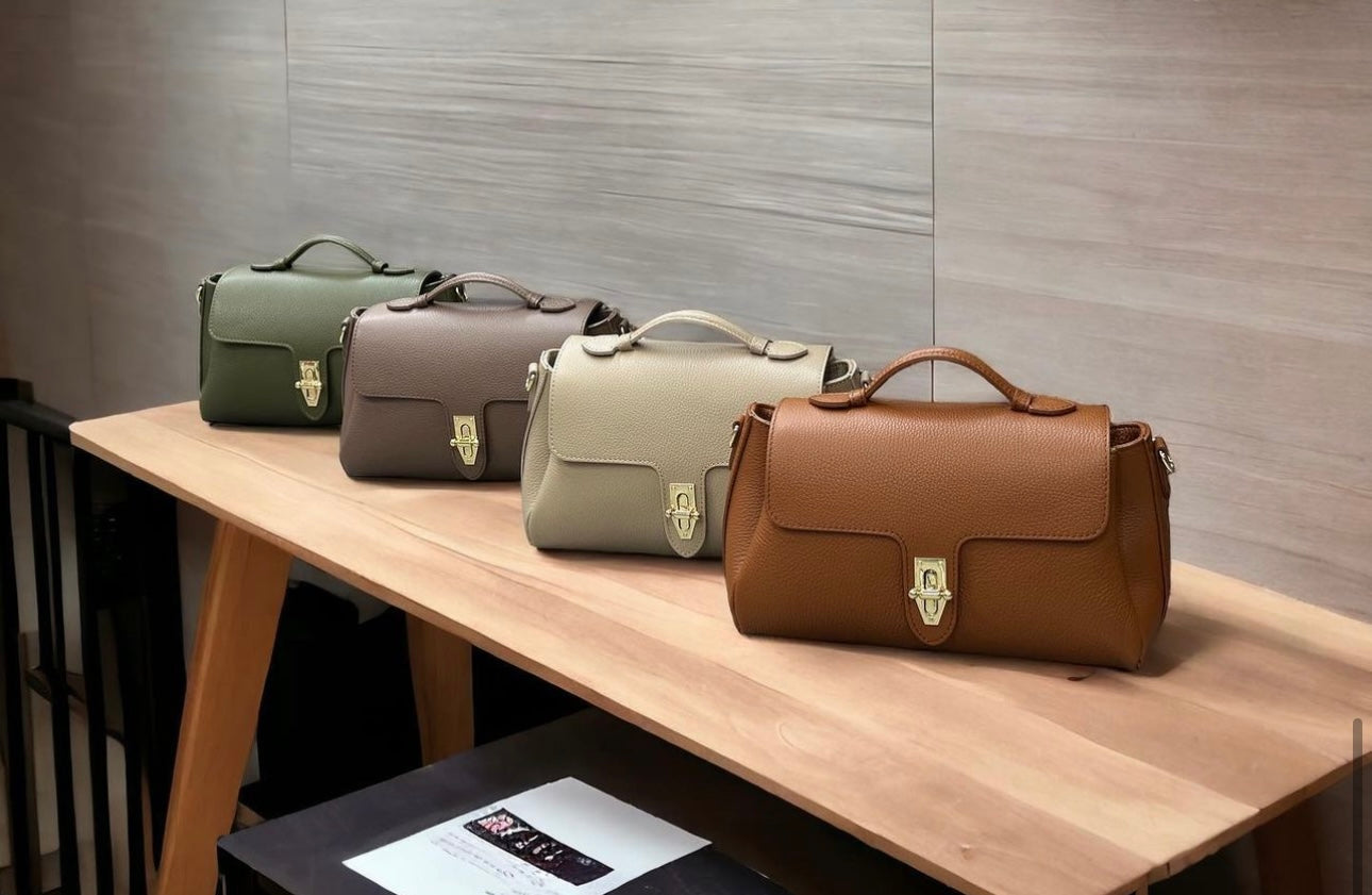 Borsa lucchetto vera pelle