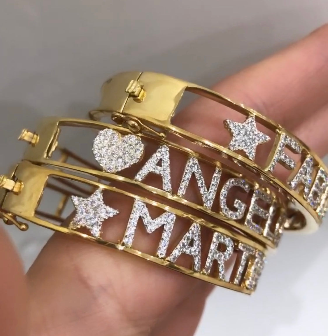 Manetta bracciale con nome in zirconi - Indaco Shop